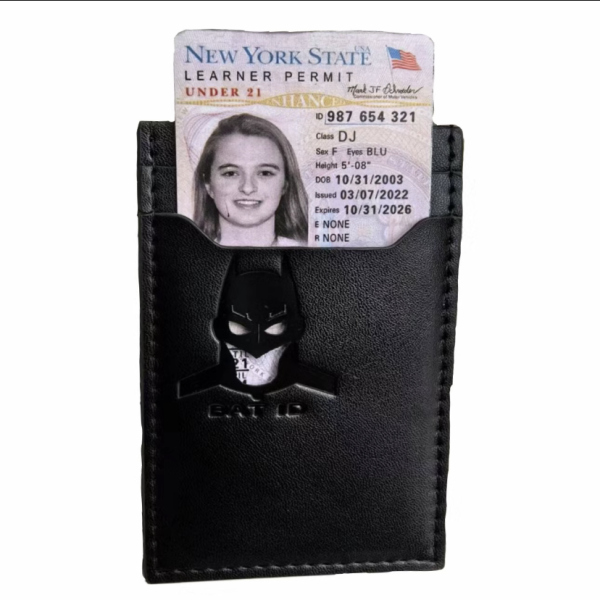 Leather Bat Wallet -Stylish Superhero Design, Durable Bifold Wallet with Multiple Card Slots, Cash Compartment,and lconic Logo(1 Piece) - 图片 8